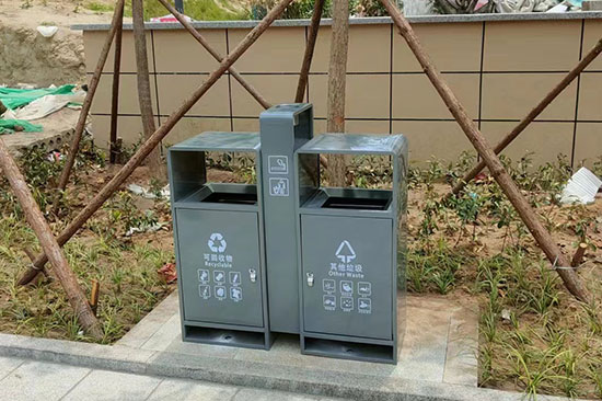 鋼制分類(lèi)戶外垃圾桶